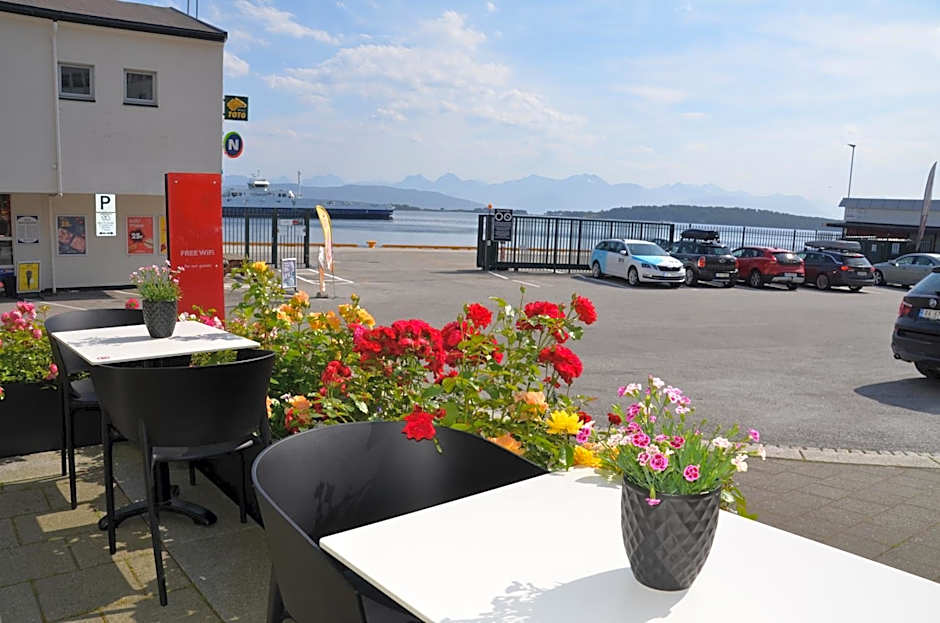 Thon Hotel Moldefjord