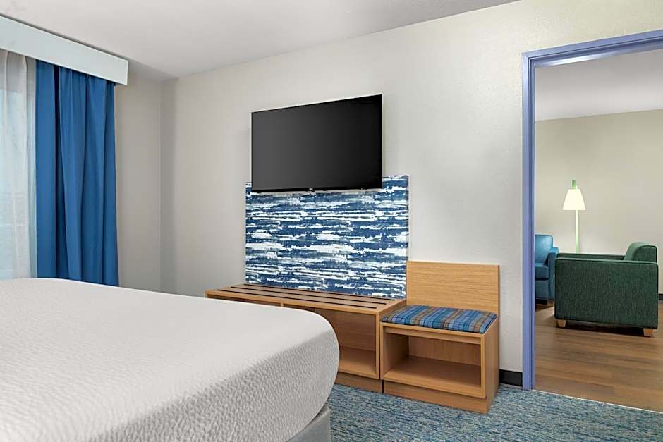 Garner Hotel Madison - Huntsville Airport by IHG