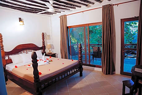 Standard Double or Twin Room with Garden View