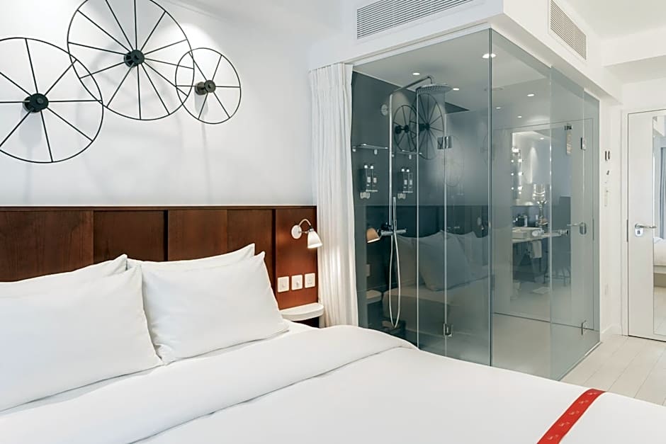 Ruby Lucy Hotel London