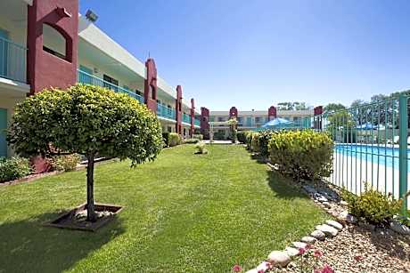 Days Inn by Wyndham Santa Fe New Mexico