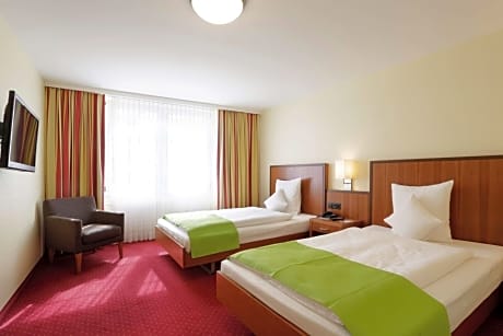 Suite with Twin Beds