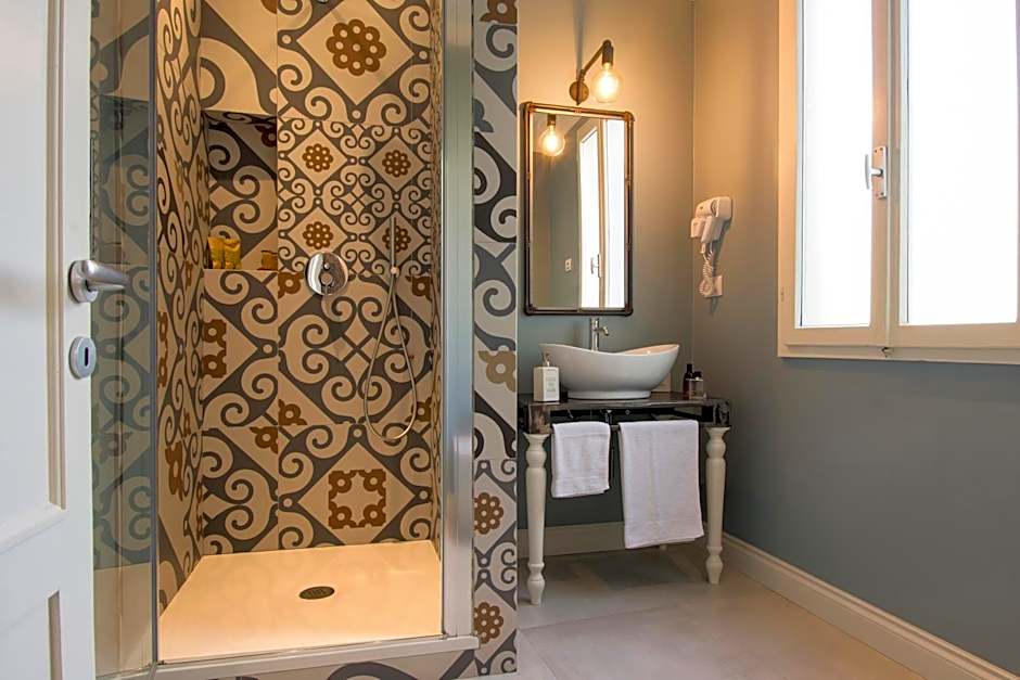 Pistoia INN - Downtown's Charming Rooms