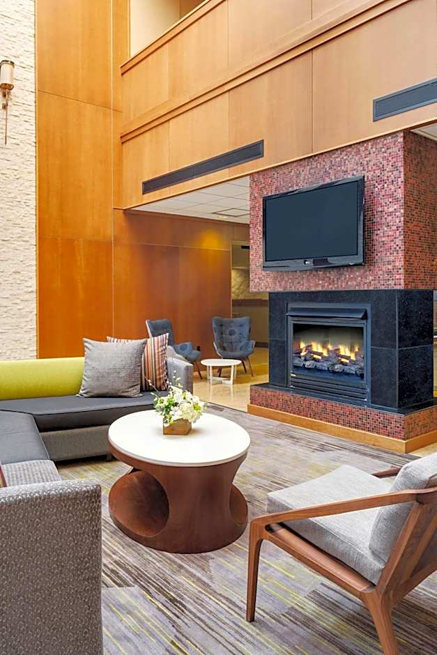 Courtyard by Marriott Boston Logan Airport