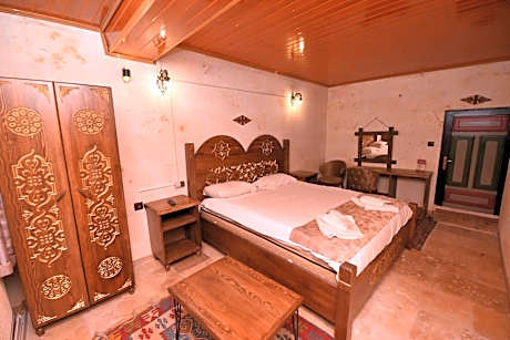 Double Room with Extra Bed