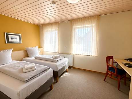 Twin Room with Private Bathroom