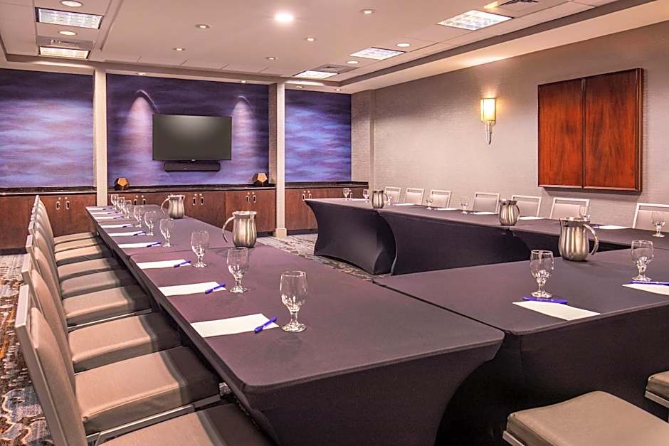 Delta Hotels by Marriott Chesapeake Norfolk
