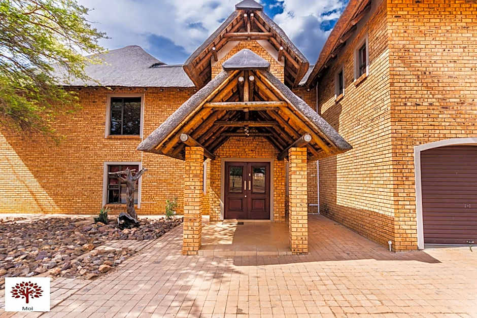 Zebula Golf and Wildlife Estate - Spectacular View Pax 13 - Moi Signature Luxury villa