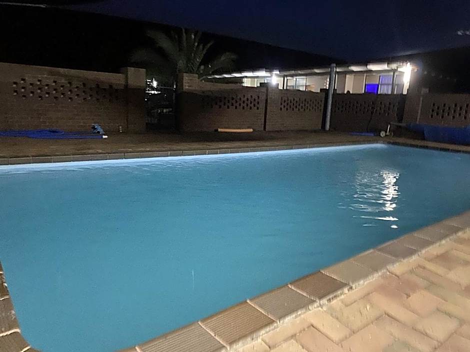 Charlton Motel