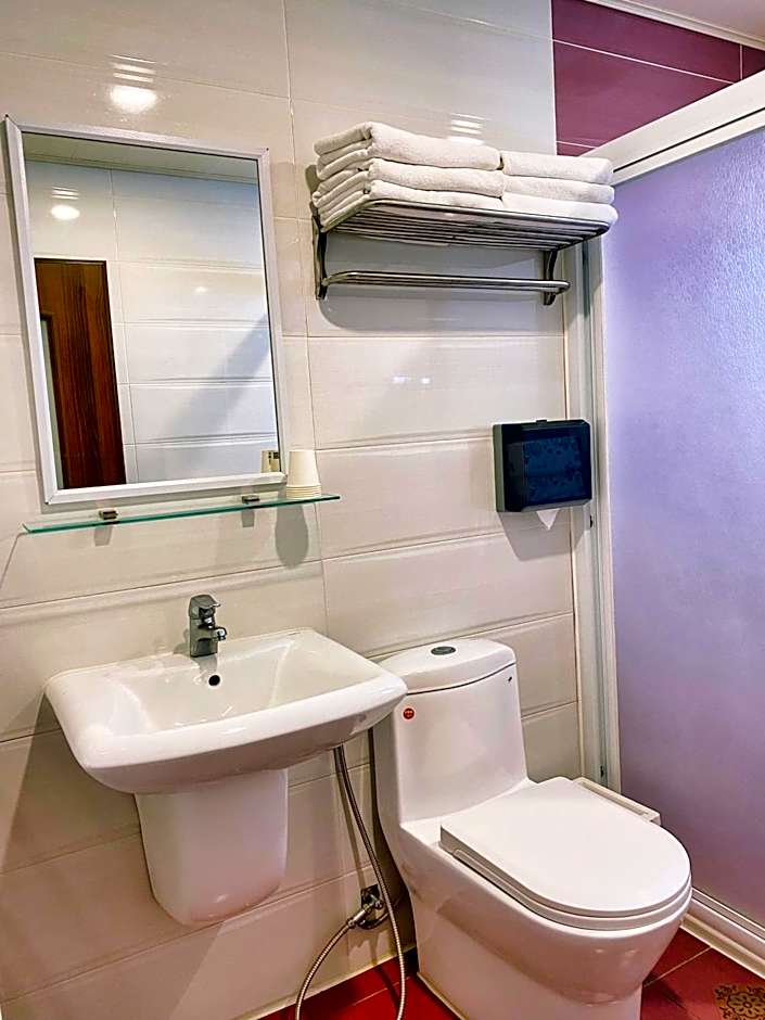 Loju Seaview Homestay