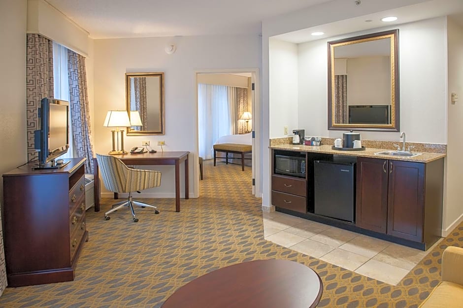 Hampton Inn & Suites Mobile - Downtown Historic District