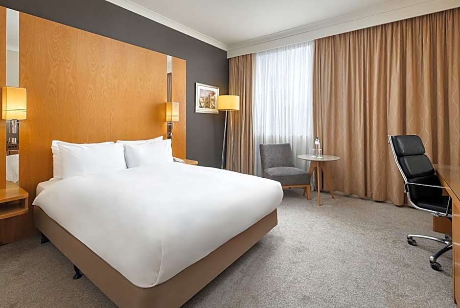 Crowne Plaza London Ealing By IHG