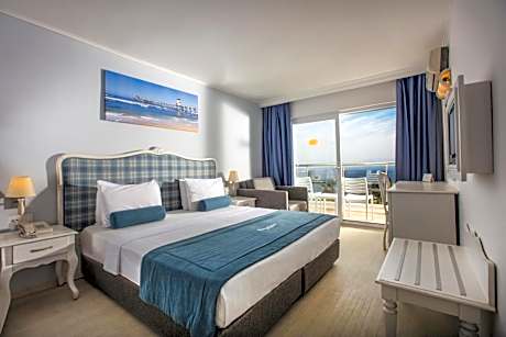 Standard Double/Twin Room with Sea View