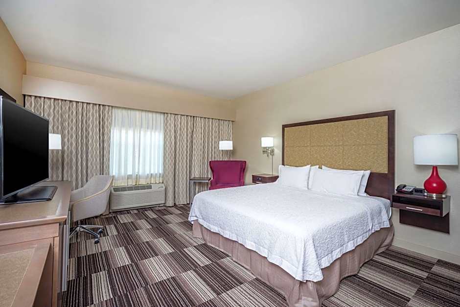Hampton Inn By Hilton Oxford, ME