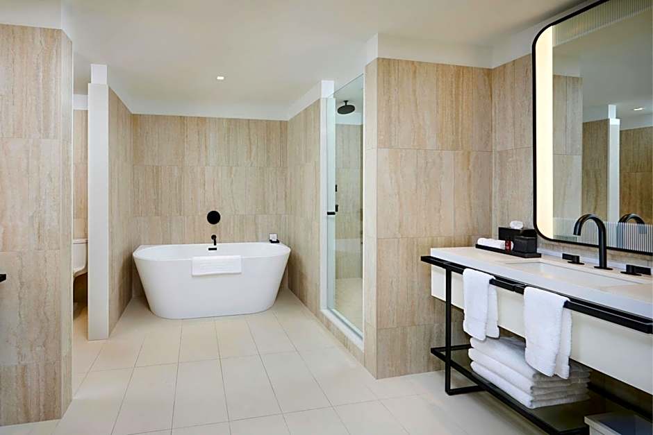 The Pearle Hotel & Spa, Autograph Collection