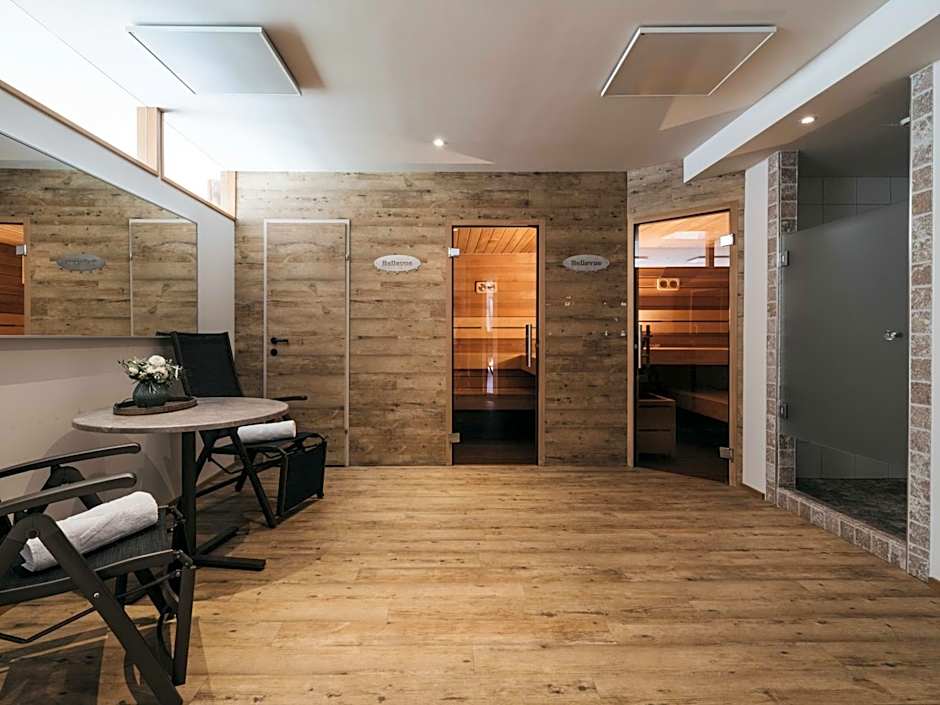 Haus Bellevue By Vaya photo 22