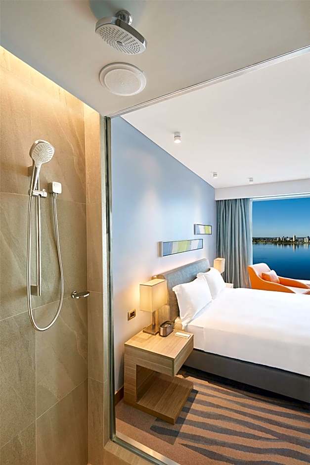 DoubleTree By Hilton Perth Waterfront