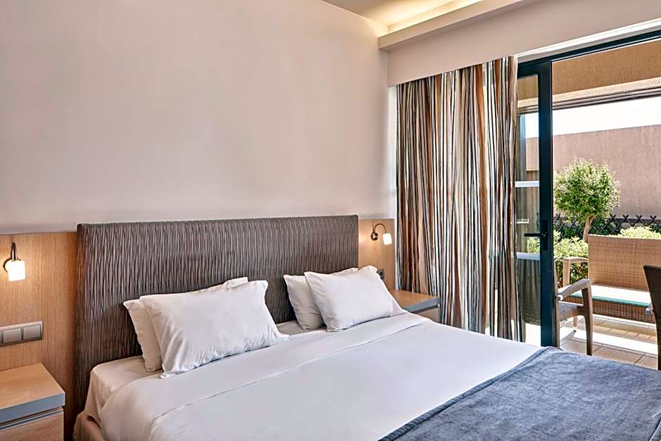 Atlantica Mikri Poli Crete