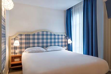 Classic Double or Twin Room