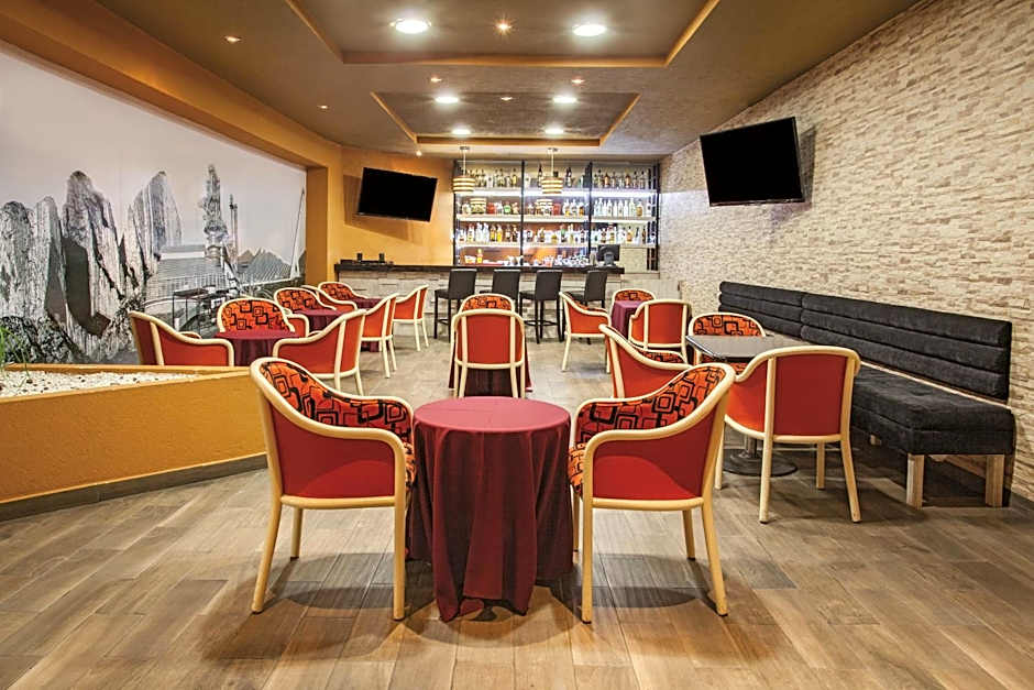 CHN Hotel Monterrey Norte, Trademark Collection by Wyndham