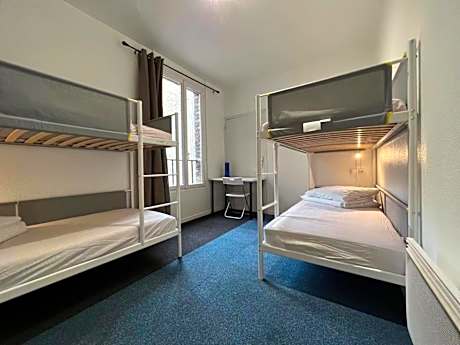 Quadruple Room with Shared Bathroom