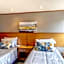 Distinction Te Anau Hotel & Villas