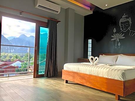Double Room with Mountain View