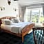 The Brown Horse Inn