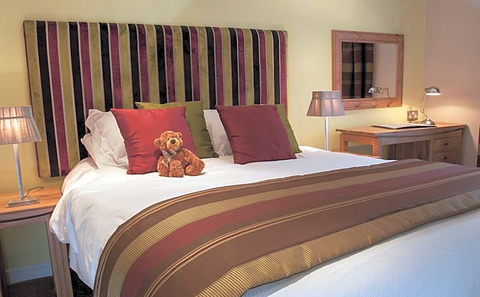 Clarence Court Hotel