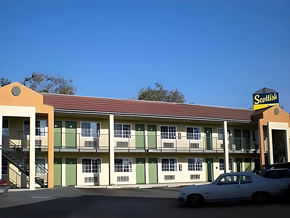 Scottish Inns Whittier