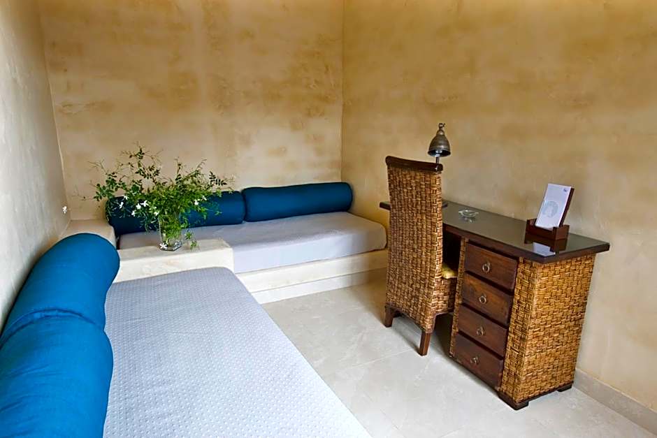 Beach Hotel Dos Mares