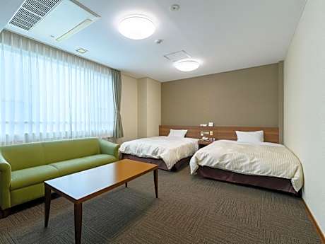 Twin Room - Non-Smoking