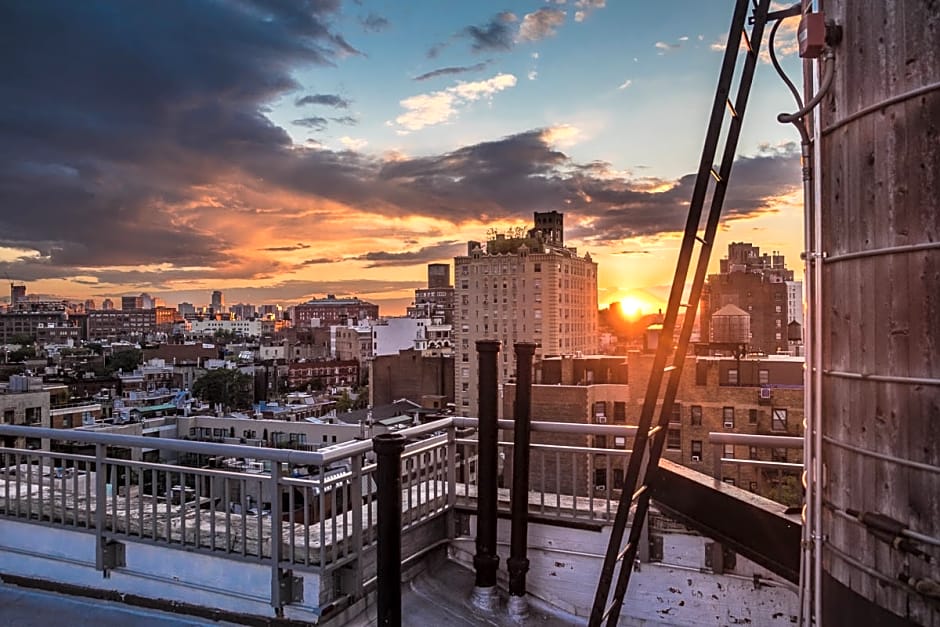 Washington Square Hotel