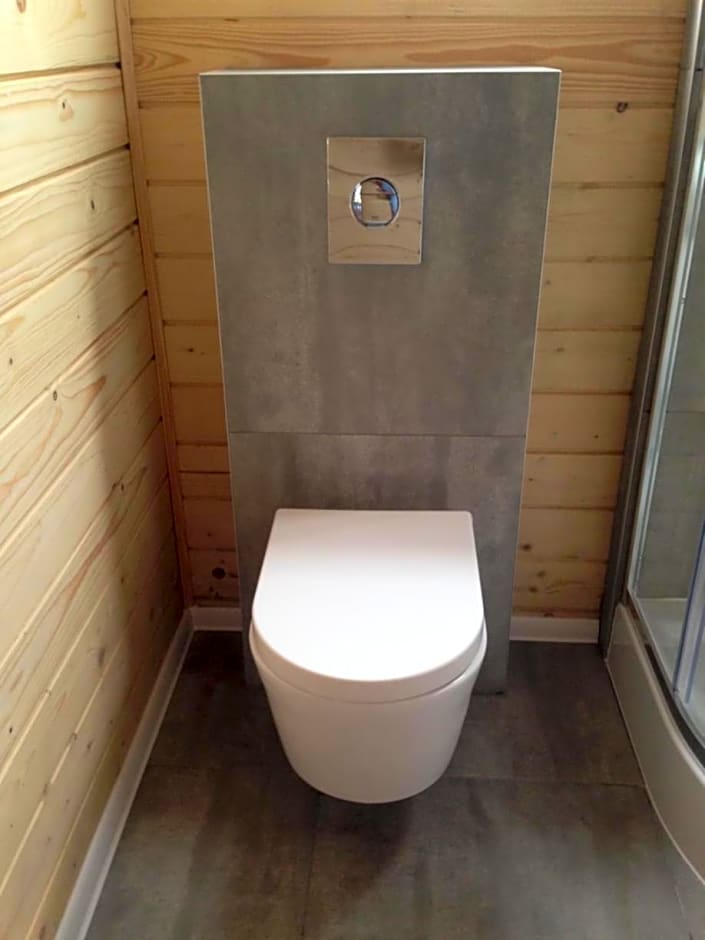 Domki Mi¿dzy Sosnami