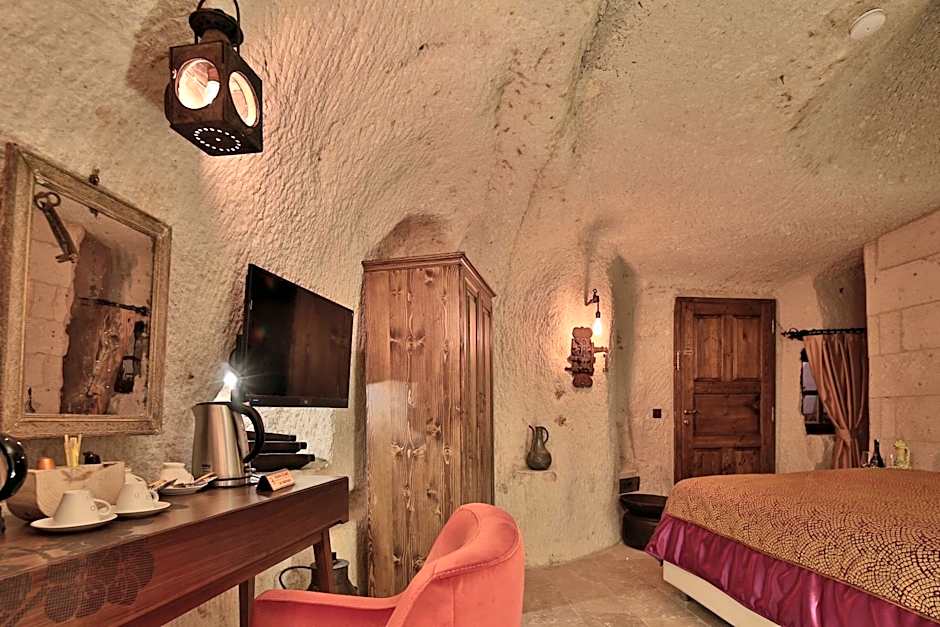 The Owl Cave Hotel