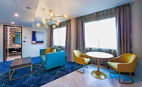 Swiss-SuperSuite One Bedroom