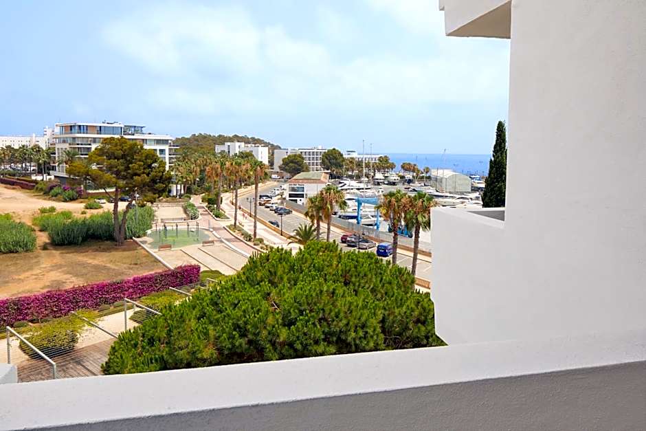 Hotel Tres Torres