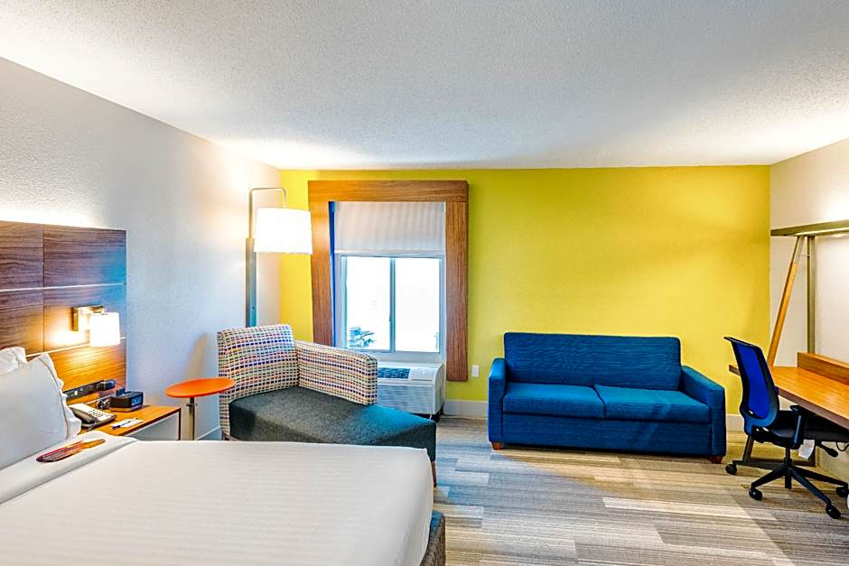 Holiday Inn Express Charleston US Highway 17 & I-526 By IHG