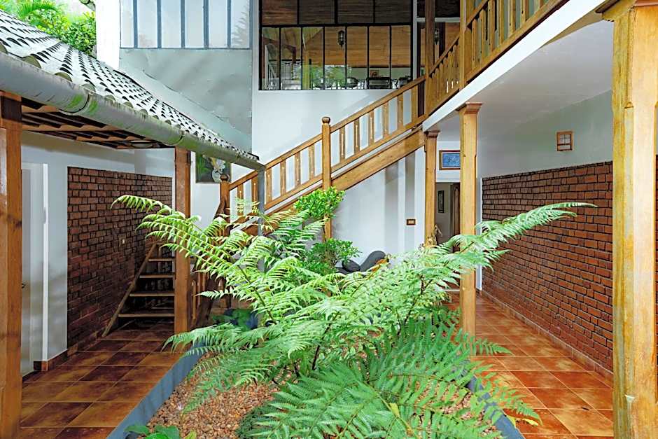 Bracknell Forest Munnar