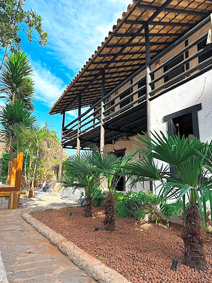 Pousada Entre Folhas