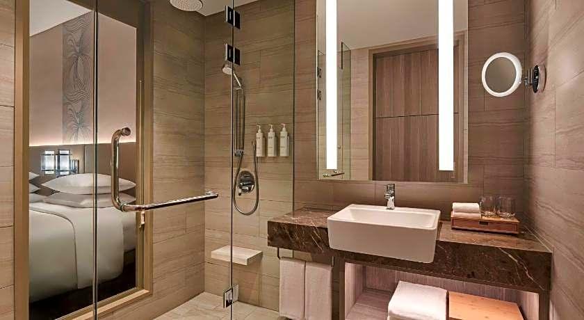 Courtyard by Marriott Setia Alam