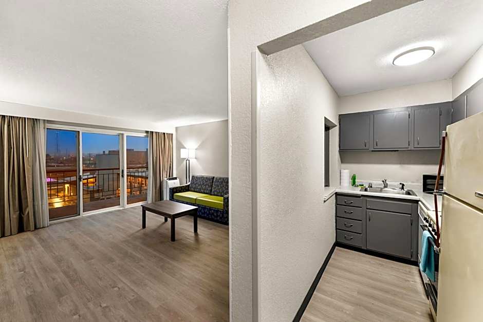 Clarion Pointe Rhinelander Downtown