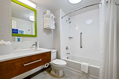 2 Double Beds Nonsmoking