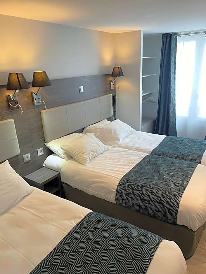 Mary's Hotel Republique