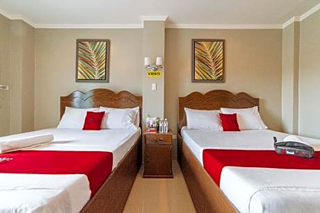 RedDoorz @ Old Buswang Road