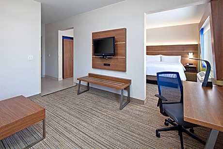 King Suite with Sofa Bed