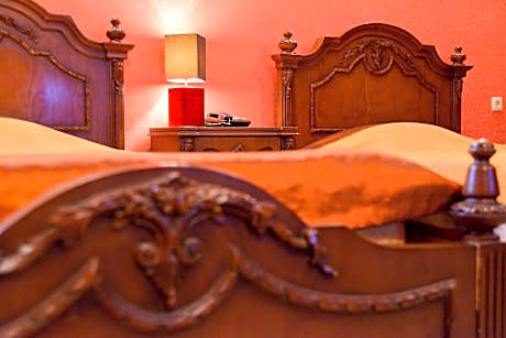 Twin Room with City View