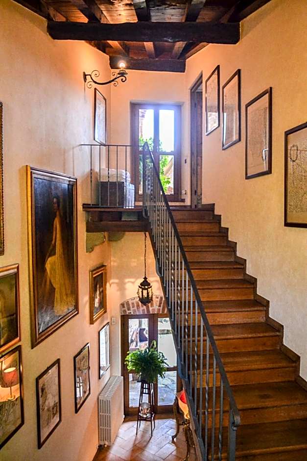 Castello di Cernusco Lombardone