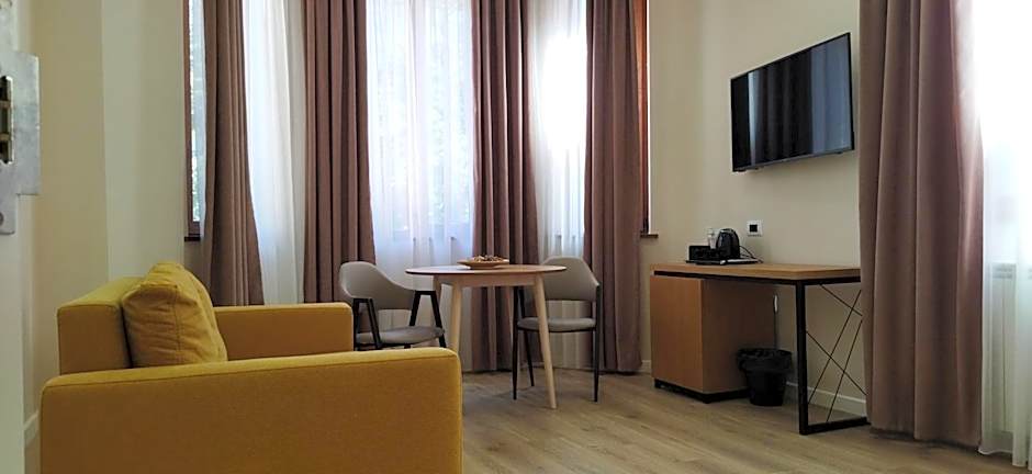 Hotel House K21 – Sofia, PA