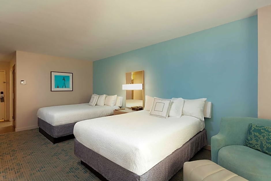 Courtyard by Marriott Isla Verde Beach Resort